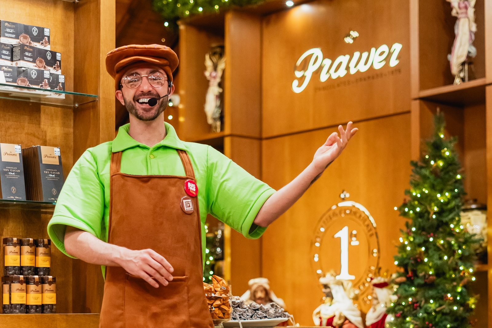 Fachada de loja de fábrica de chocolate artesanal em Gramado
